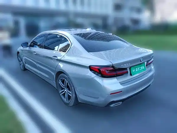 BMW 5 Series 2022
