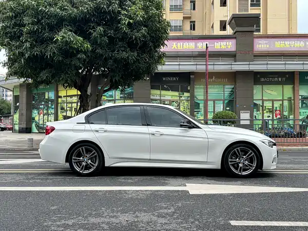 BMW 3 Series 2018
