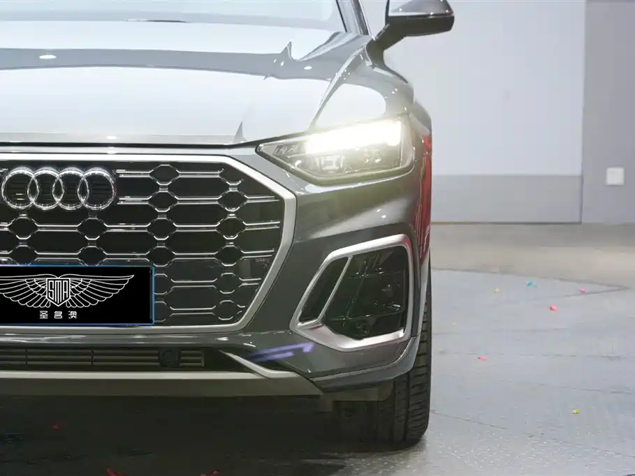 Audi Q5L 2023 — фото 3