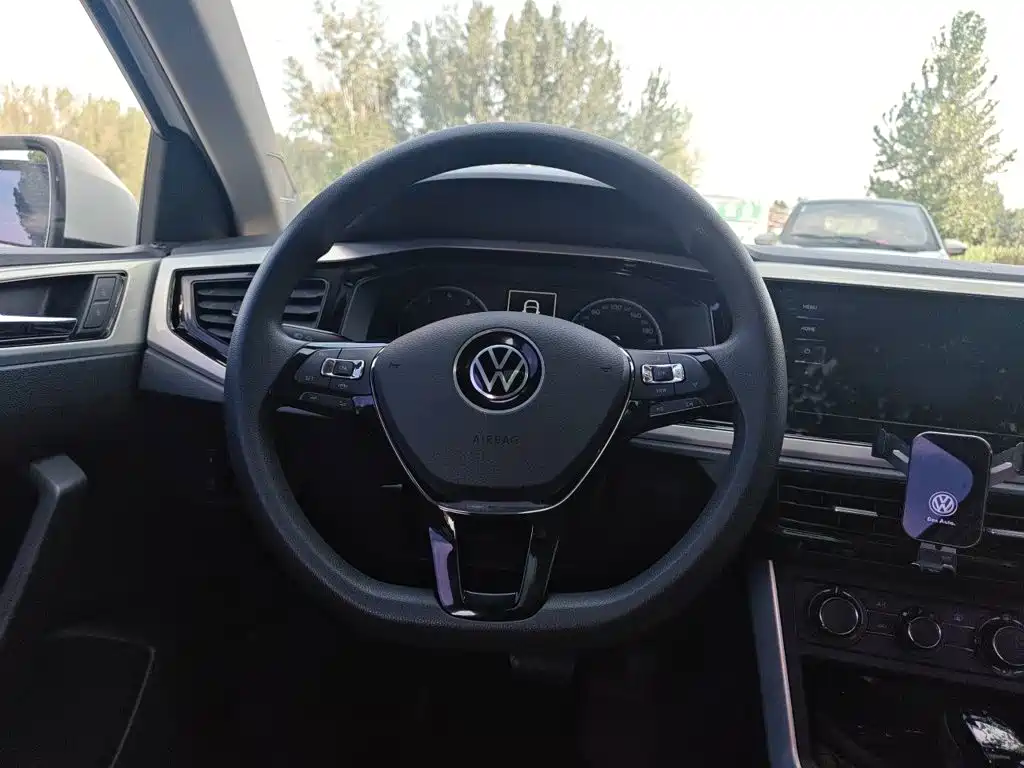 Volkswagen Polo 2021