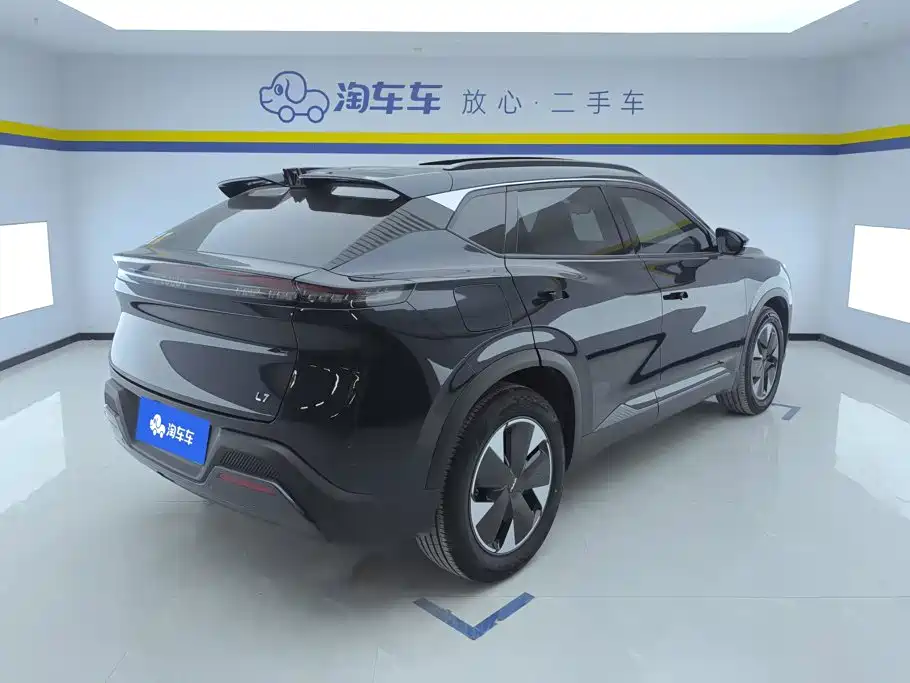 Dongfeng Fengshen L7 2024 — фото 3