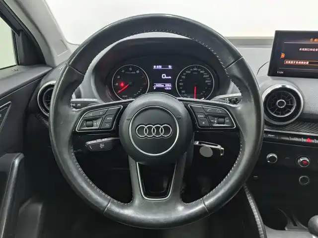 Audi Q2L 2022