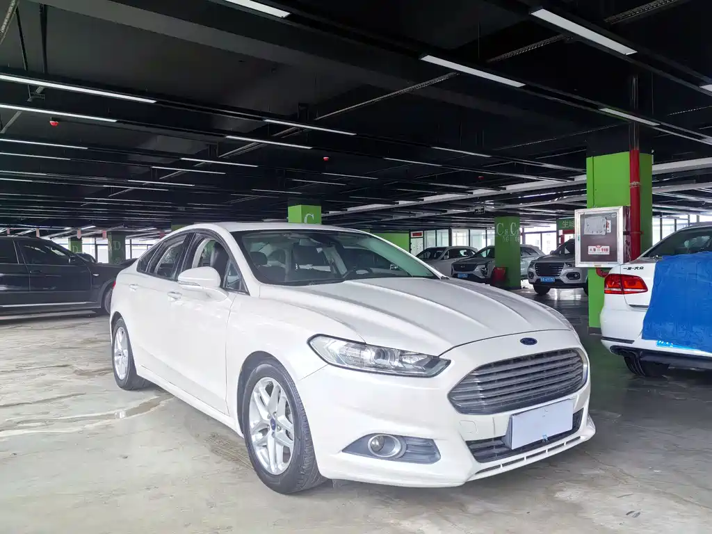 Ford Mondeo 2015 — фото 2