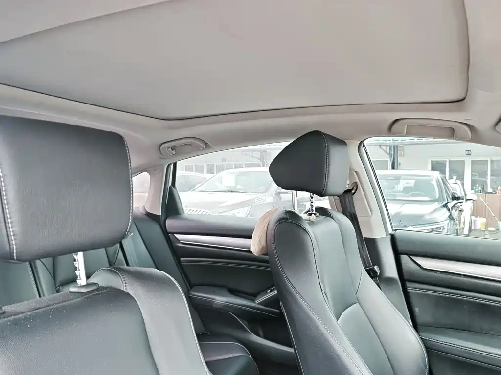Honda Inspire 2020 — фото 15