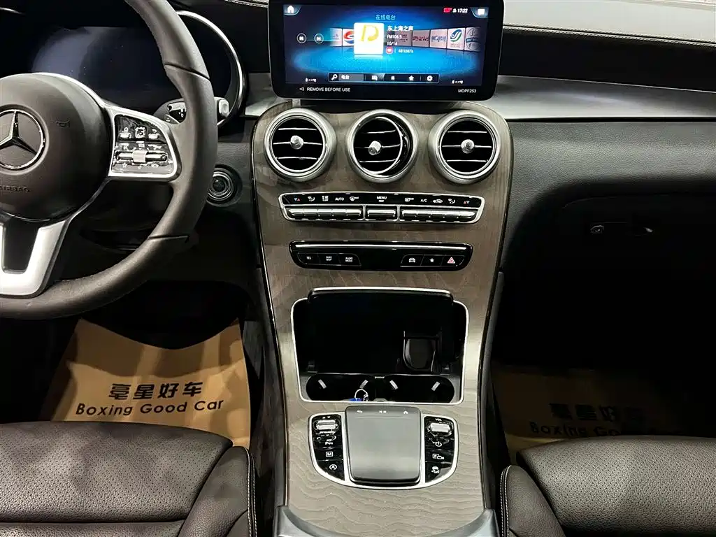 Mercedes-Benz GLC 2020 — фото 26