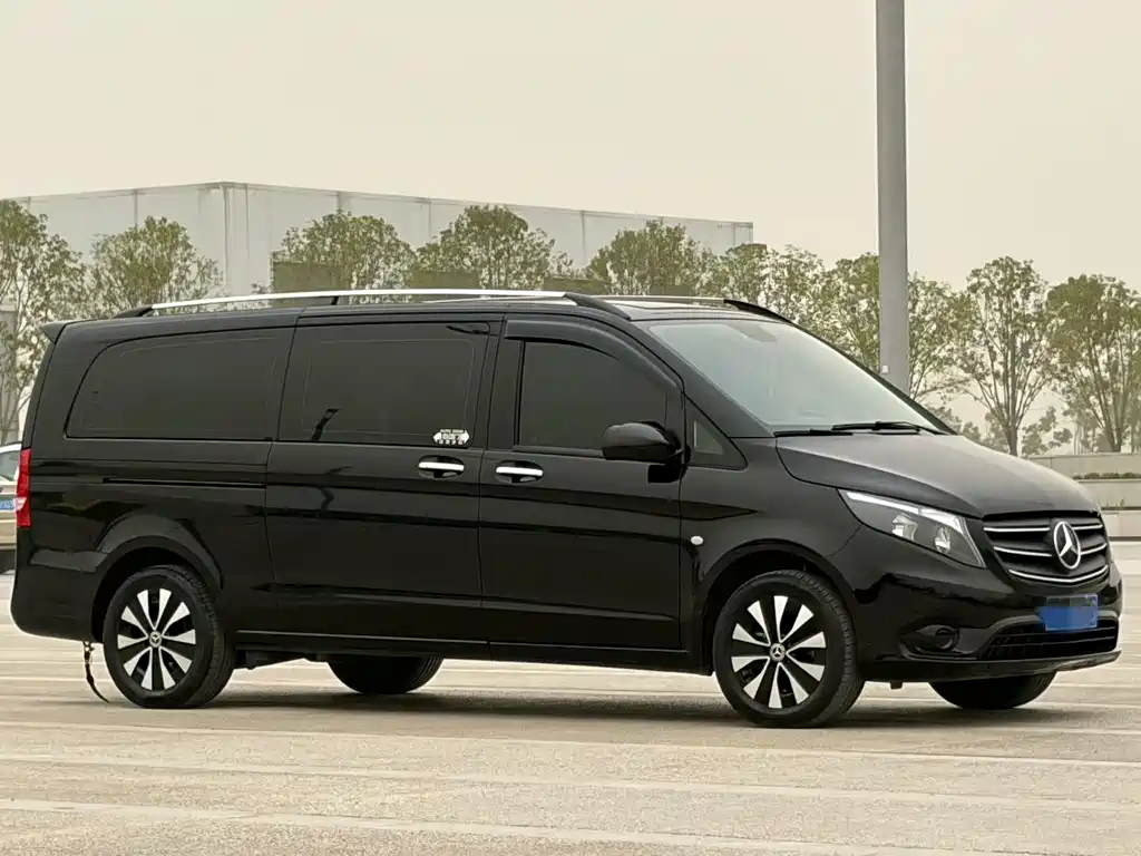 Mercedes-Benz Vito 2022 — фото 3