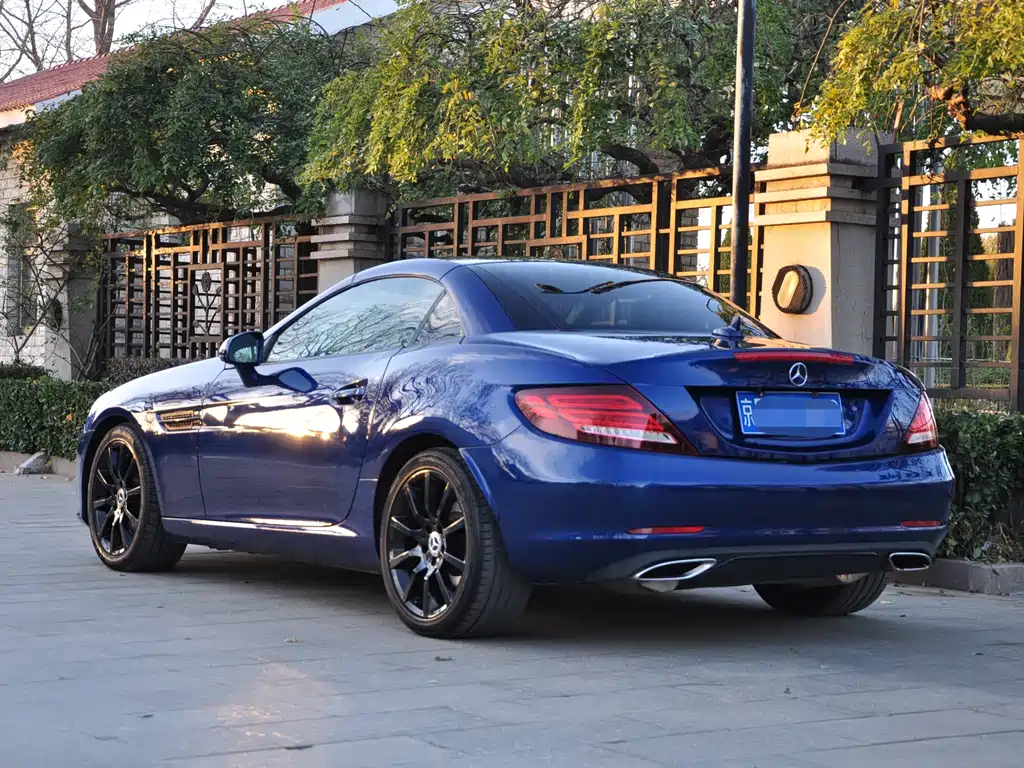 Mercedes-Benz SLC 2017 — фото 8