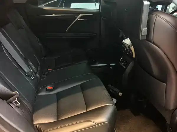 Lexus RX 2020