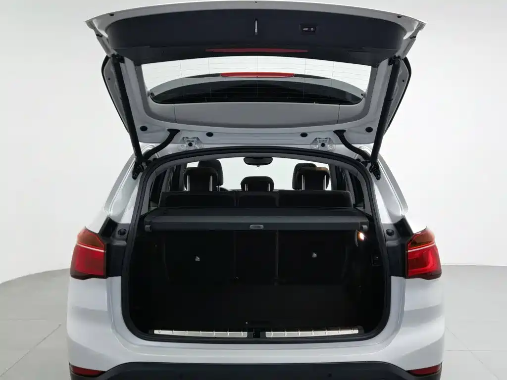 BMW X1 2016 — фото 16