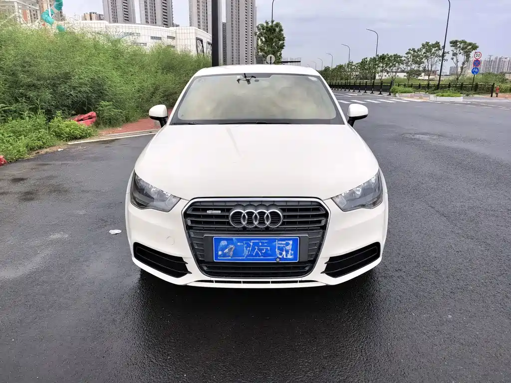 Audi A1 2015