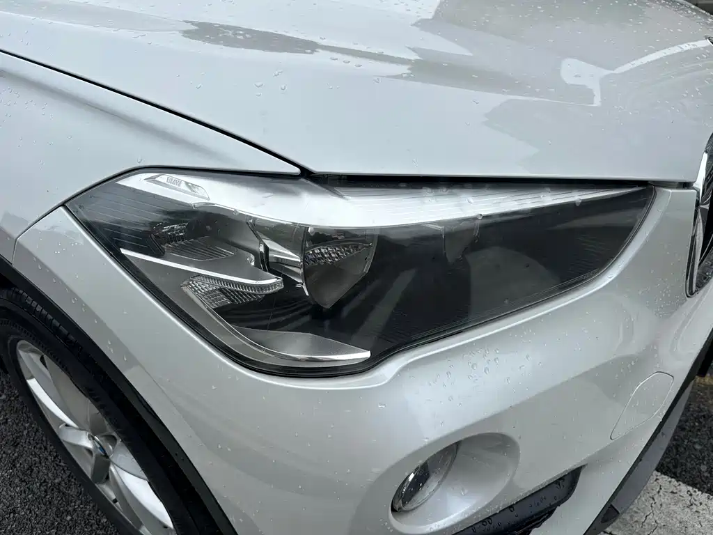 BMW X1 2017 — фото 18