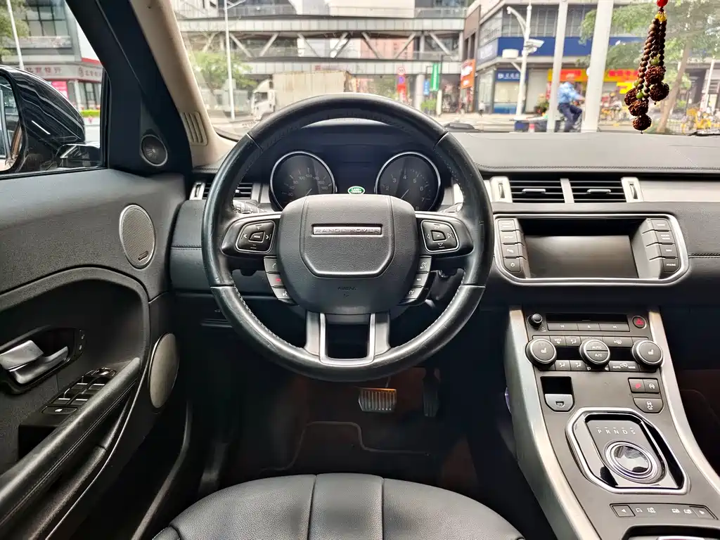 Land Rover Evoque 2015 — фото 13