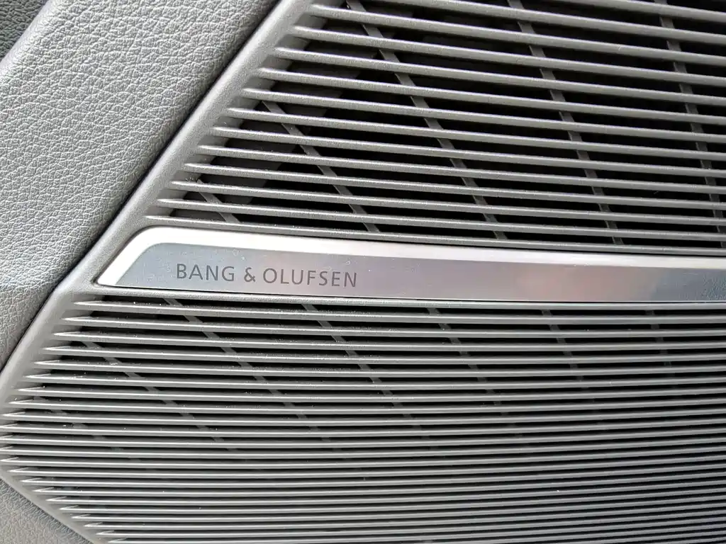 Audi Q7 2023 — фото 27