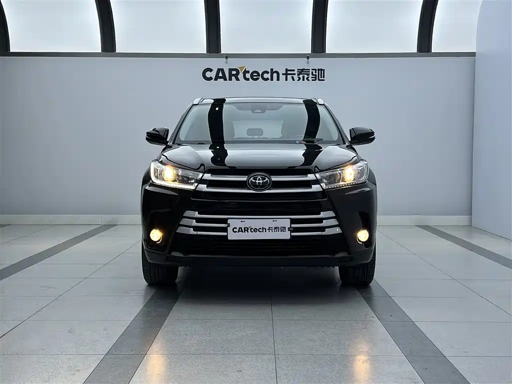Toyota Highlander 2020 — фото 2