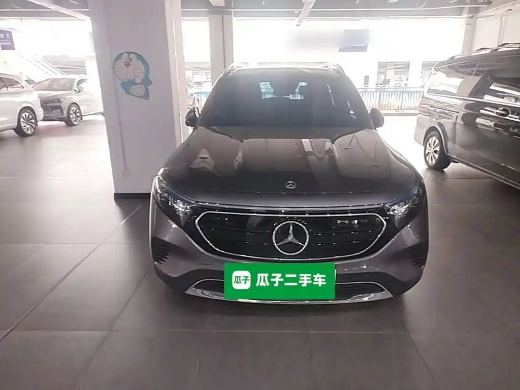Mercedes-Benz EQB 2023