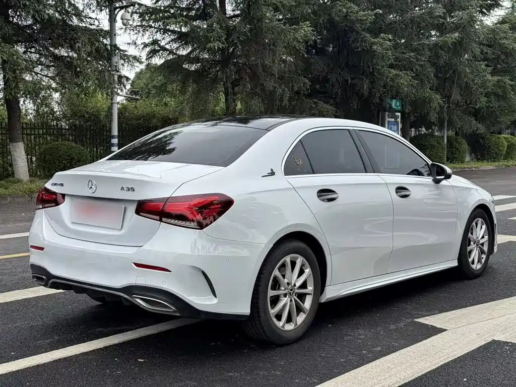 Mercedes-Benz A-Class 2021 — фото 12