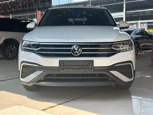Volkswagen Tiguan L 2022