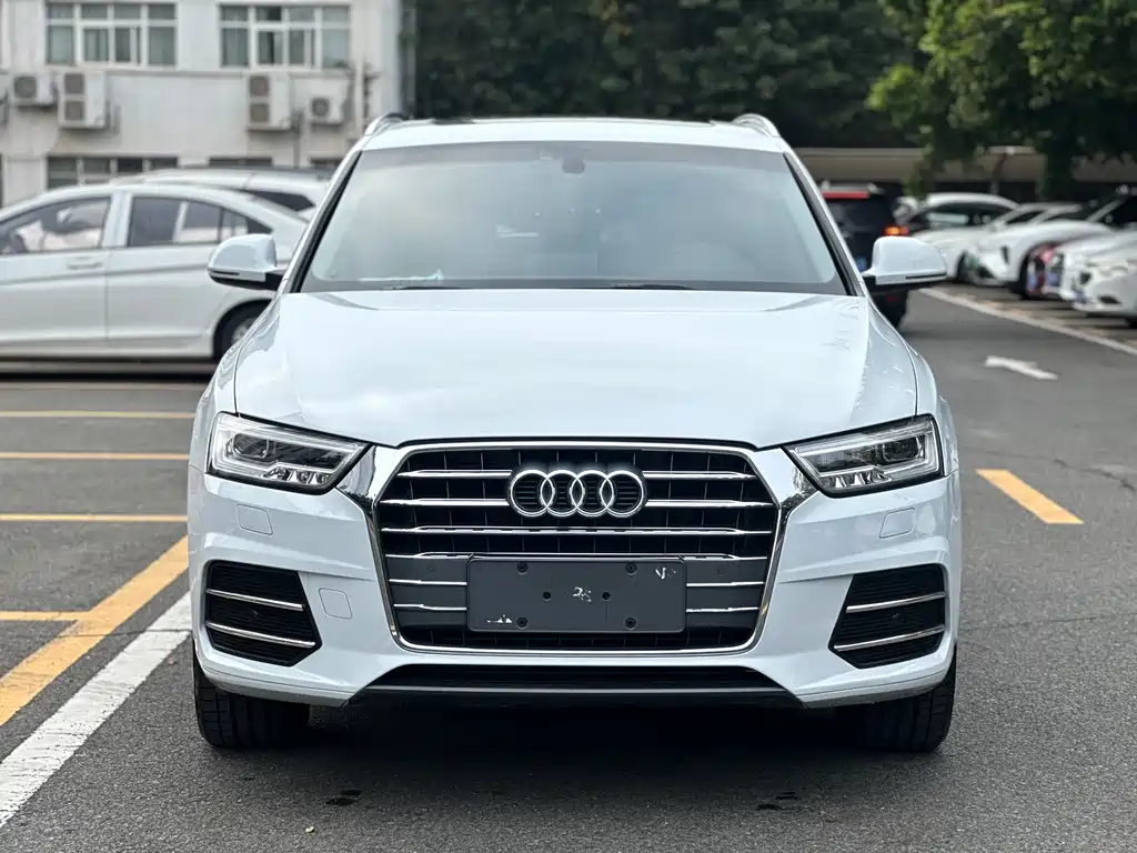 Audi Q3 2019 — фото 2