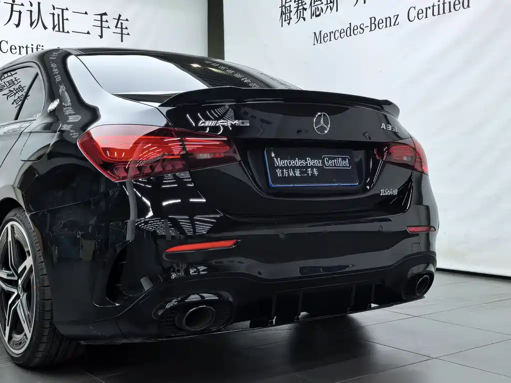 Mercedes-Benz A-Class AMG 2025 — фото 18