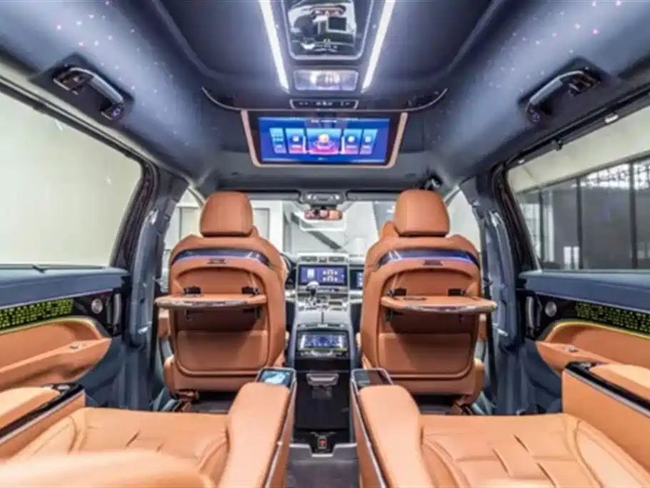 Toyota Granvia — фото 27