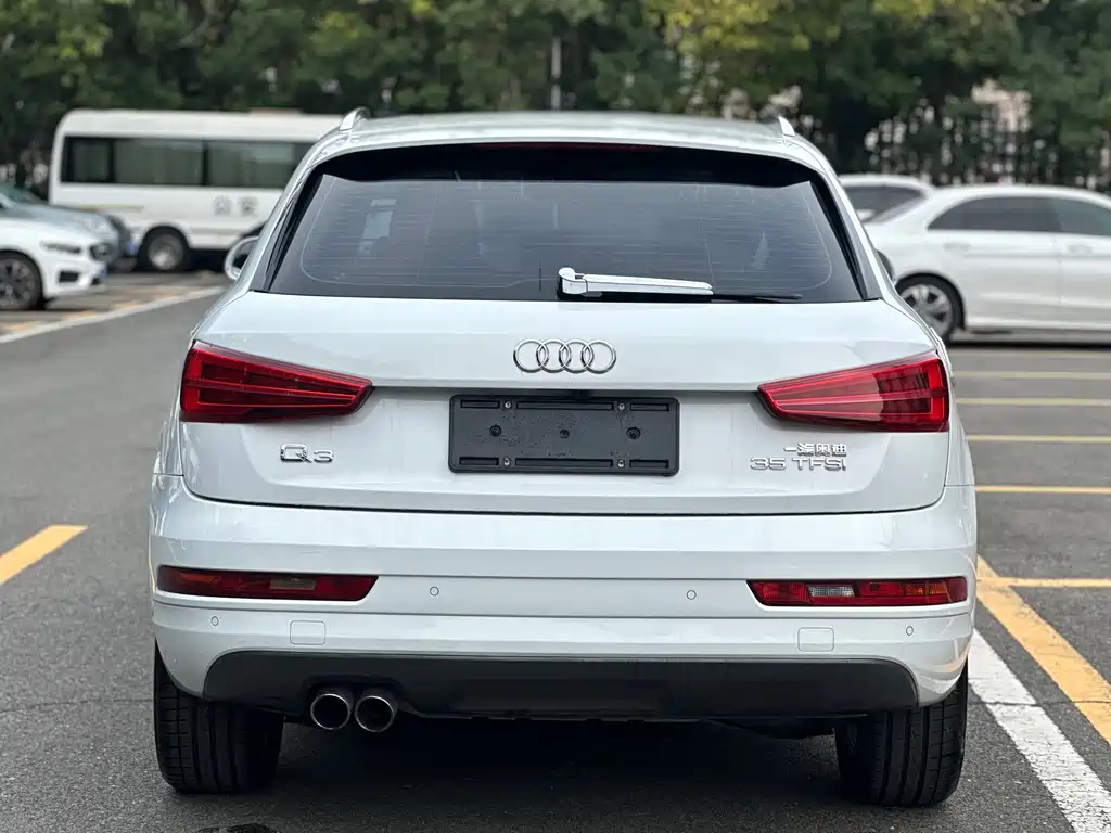 Audi Q3 2019 — фото 5