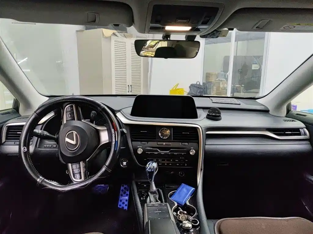 Lexus RX 2022