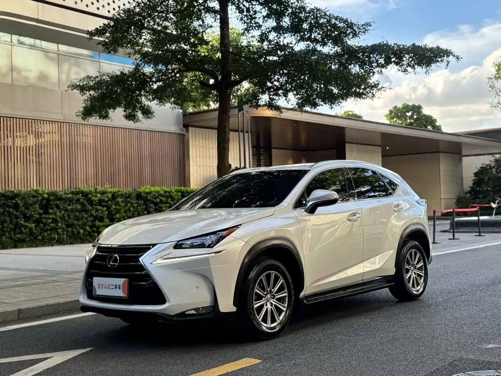 Lexus NX 2016