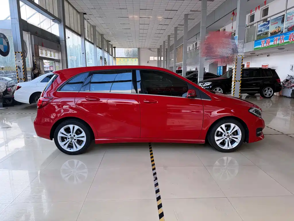 Mercedes-Benz B-Class 2018