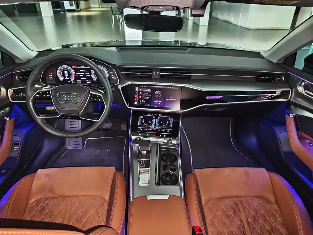 Audi A7L 2025 — фото 8