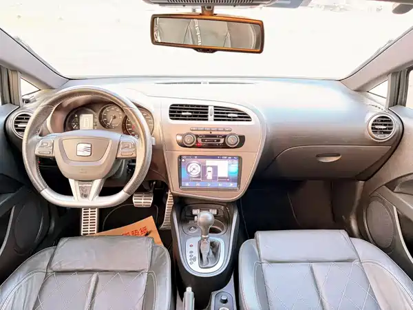 SEAT LEON 2012