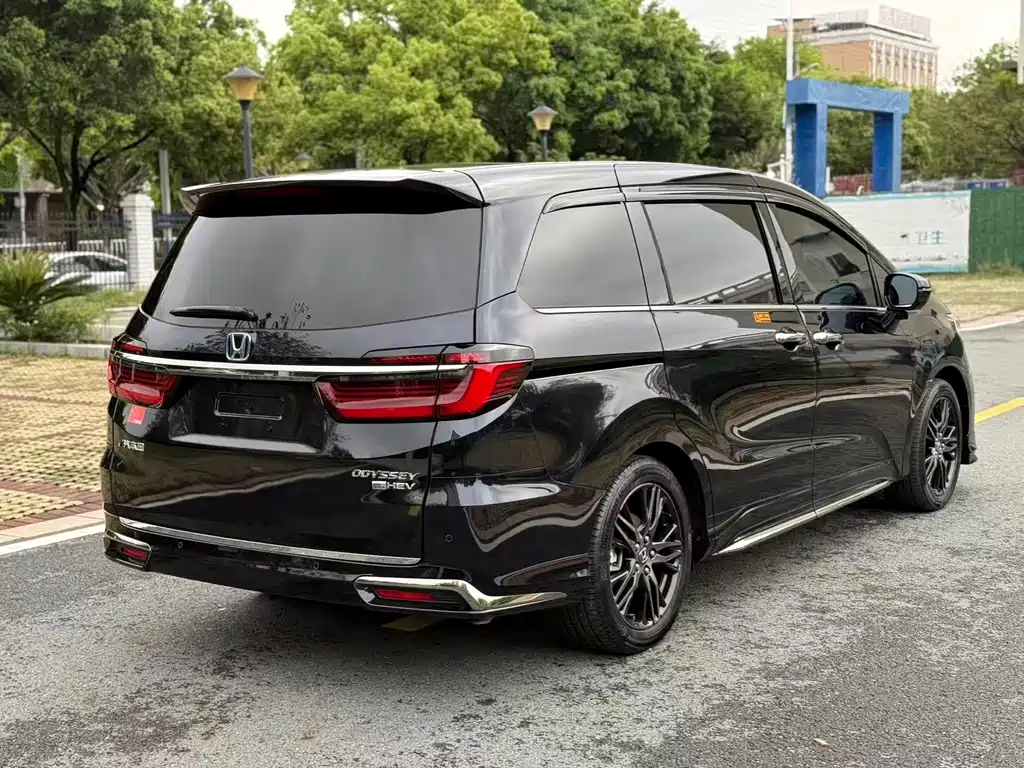 Honda Odyssey 2022 — фото 14