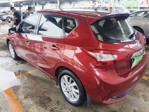 Nissan Tiida 2017