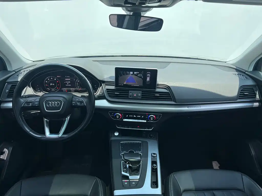 Audi Q5L 2020 — фото 6