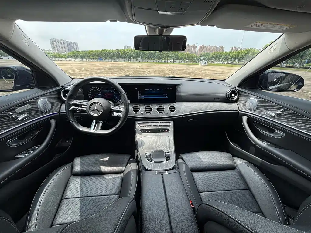 Mercedes-Benz E-Class 2021 — фото 10