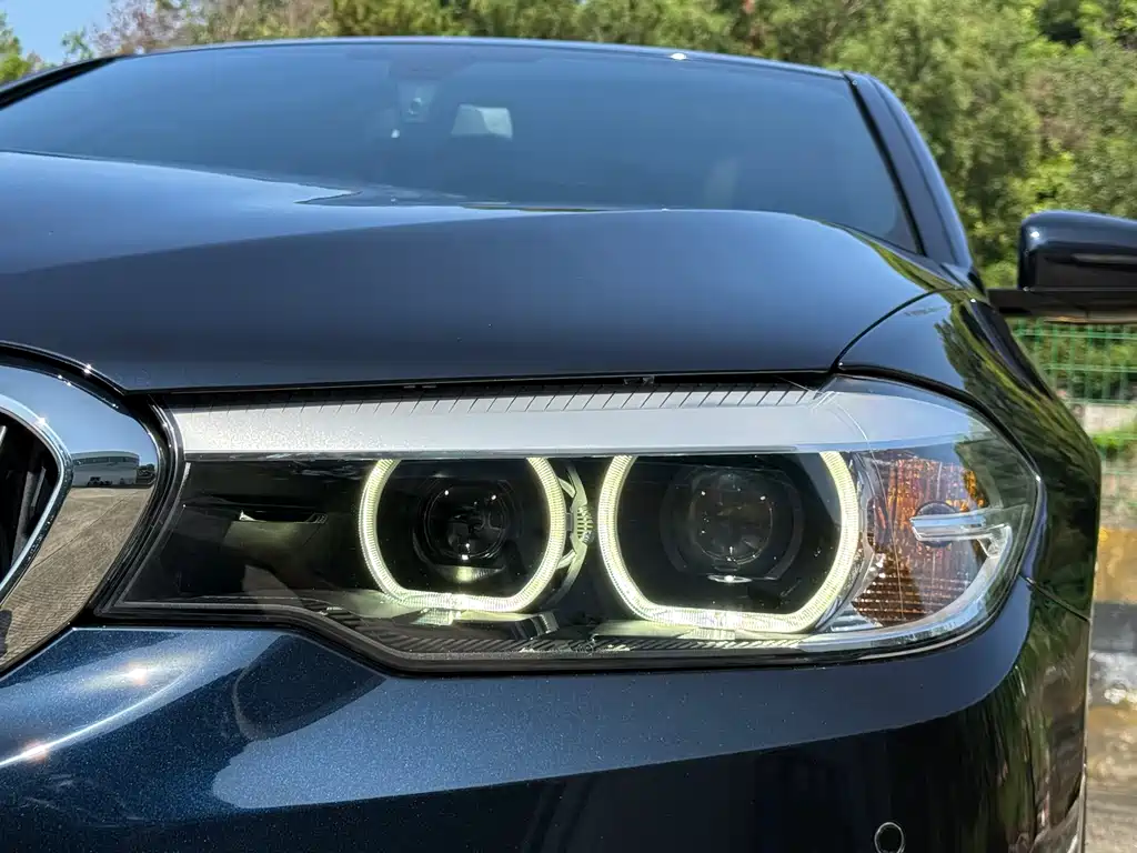 BMW 5 Series 2020