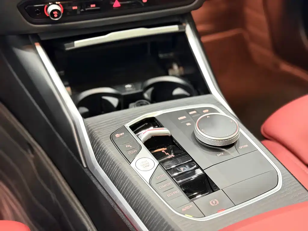 BMW 3 Series 2025 — фото 13
