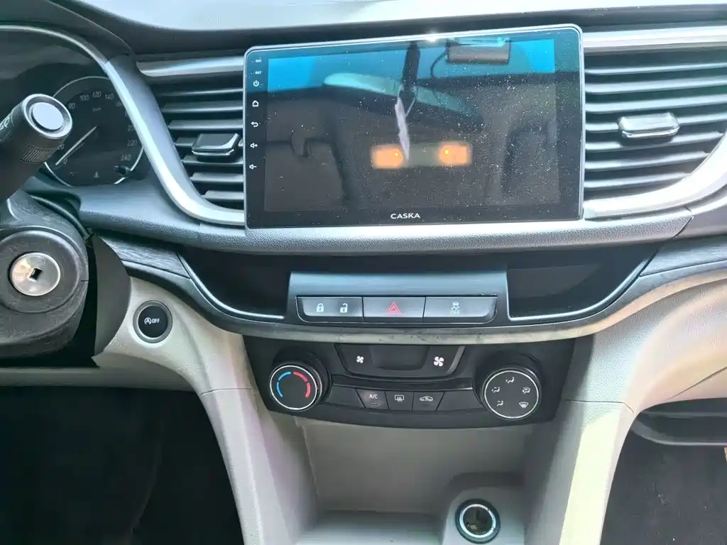 Buick Excelle 2018