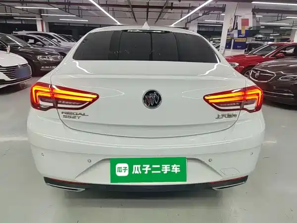 Buick Regal 2021