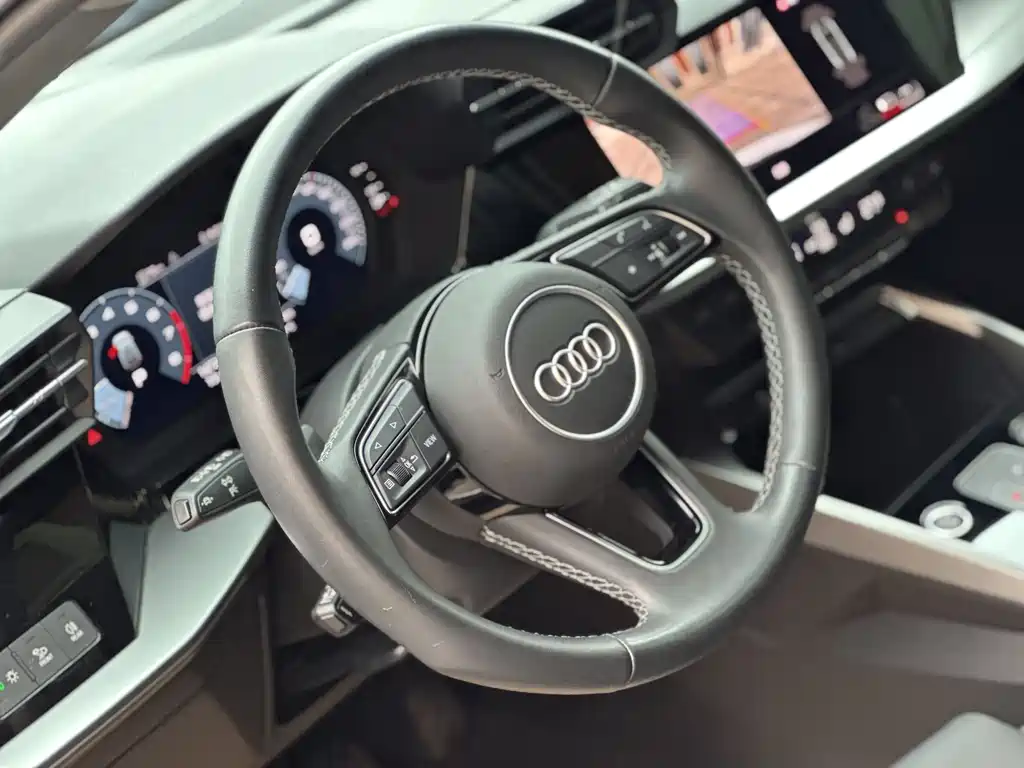Audi A3 2024 — фото 26