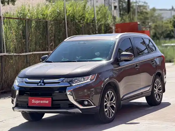 Mitsubishi Outlander 2018