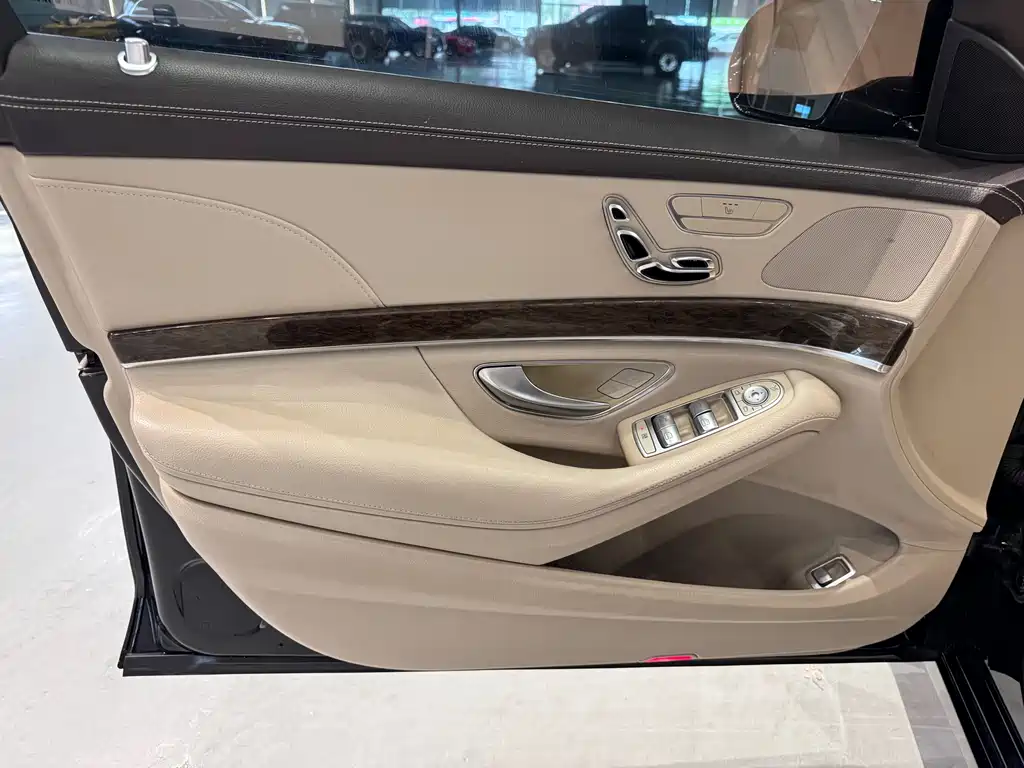 Mercedes-Benz S-Class 2015 — фото 13