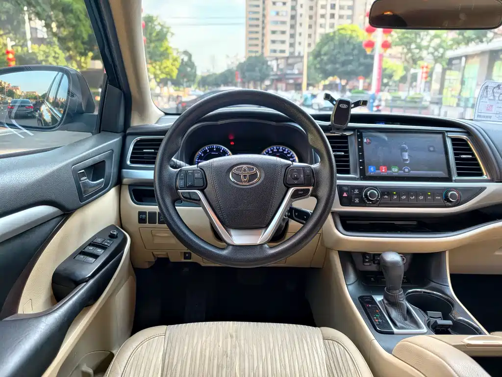 Toyota Highlander 2019 — фото 20