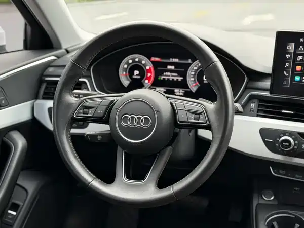 Audi A4L 2021