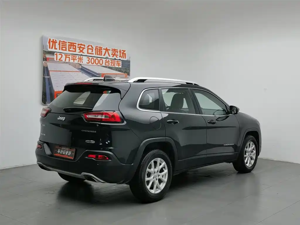 Jeep Cherokee 2015