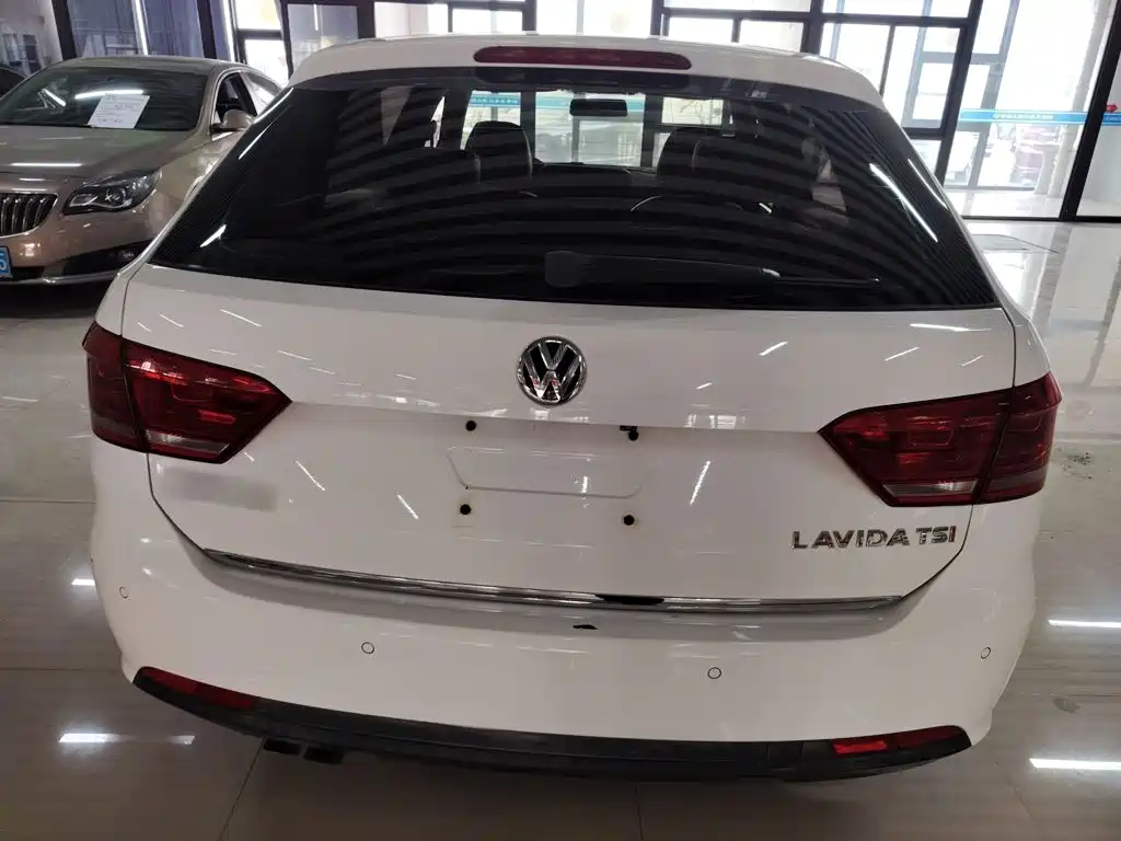 Volkswagen Gran Lavida 2015 — фото 5