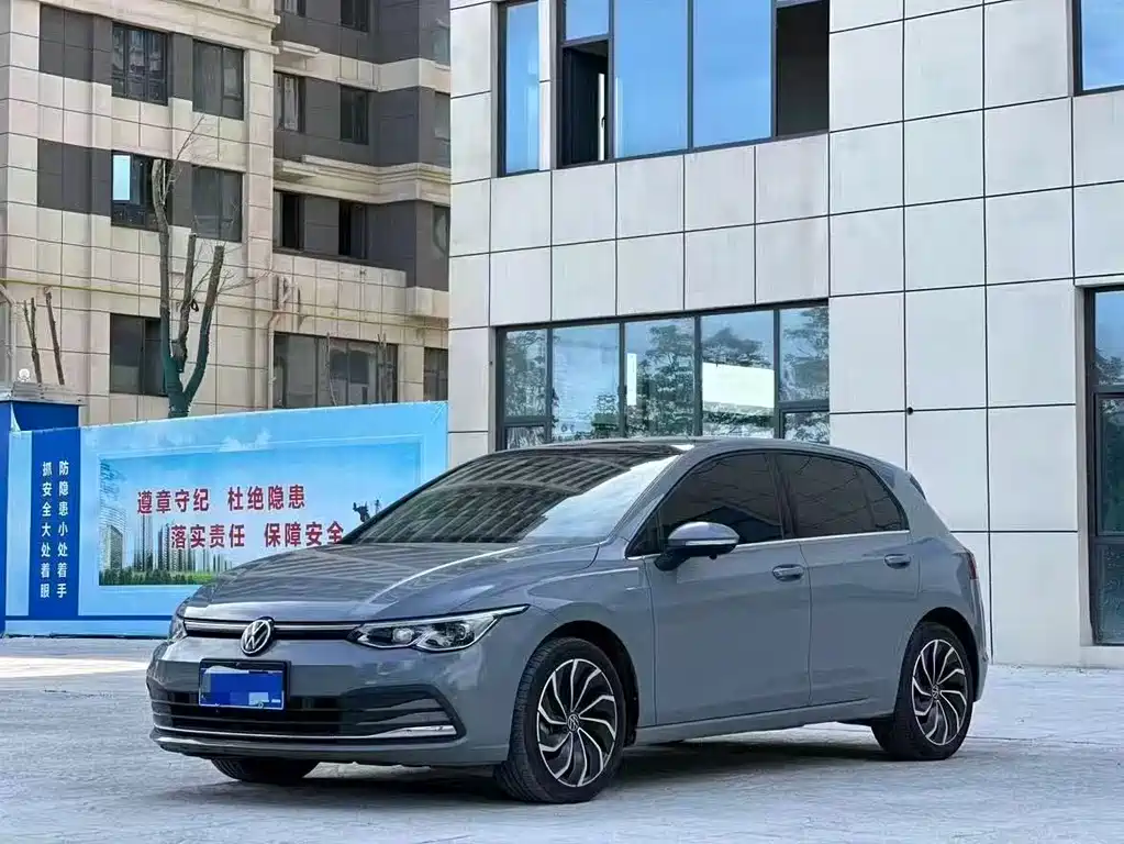 Volkswagen Golf 2022