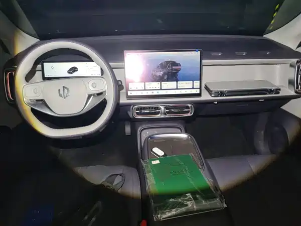 Leapmotor B10 2025