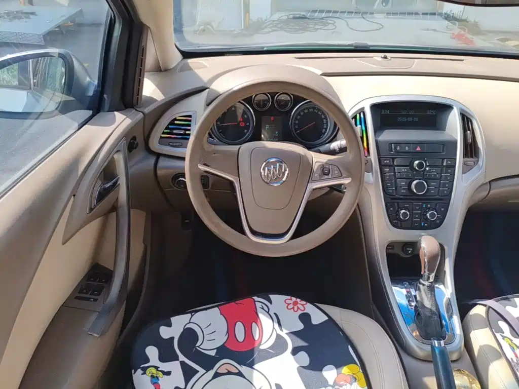 Buick Excelle GT 2014 — фото 15