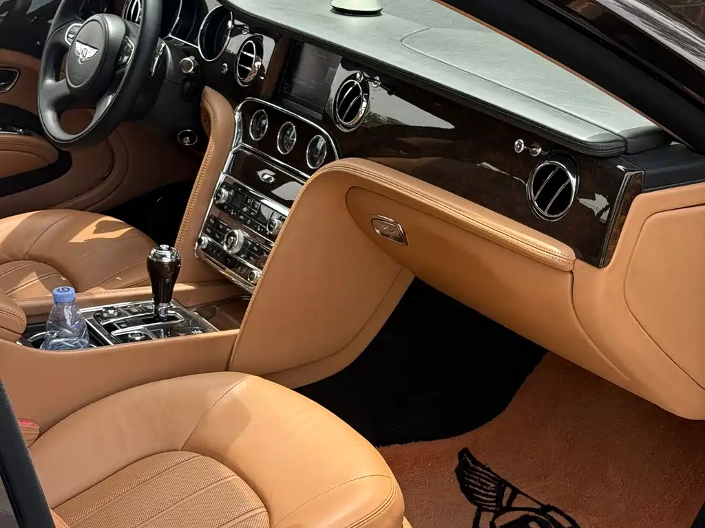 Bentley Mulsanne 2013 — фото 14