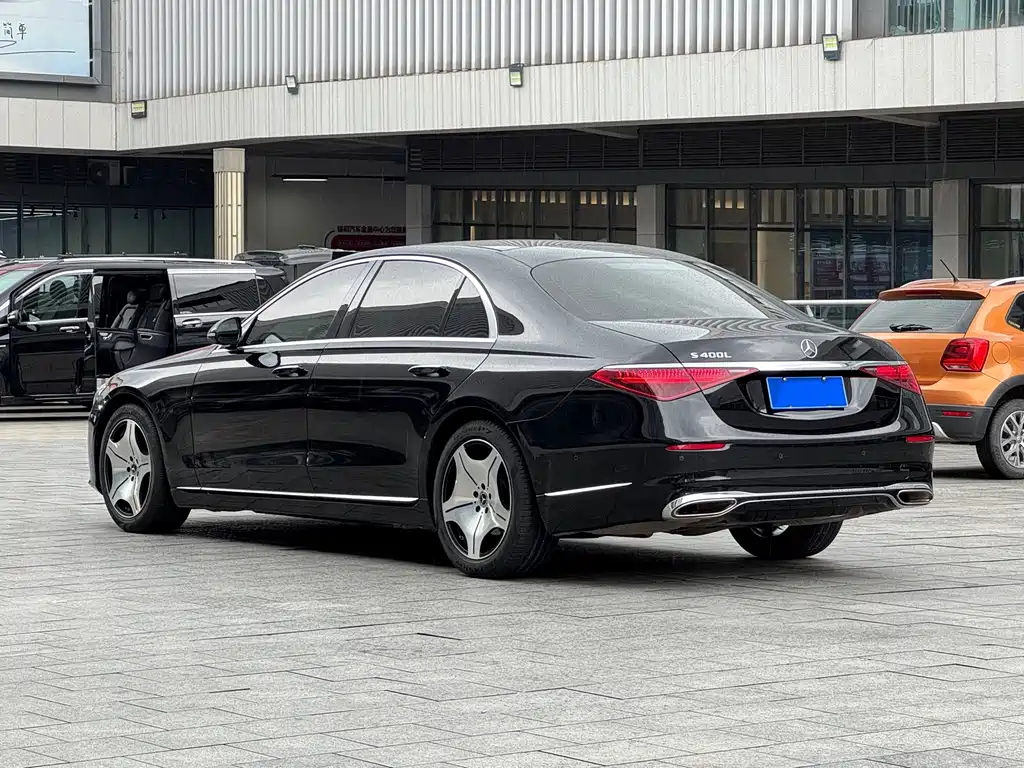 Mercedes-Benz S-Class 2023 — фото 4